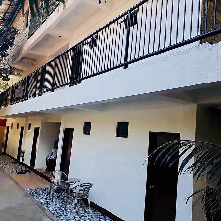 Ahras Place Корон Екстериор снимка
