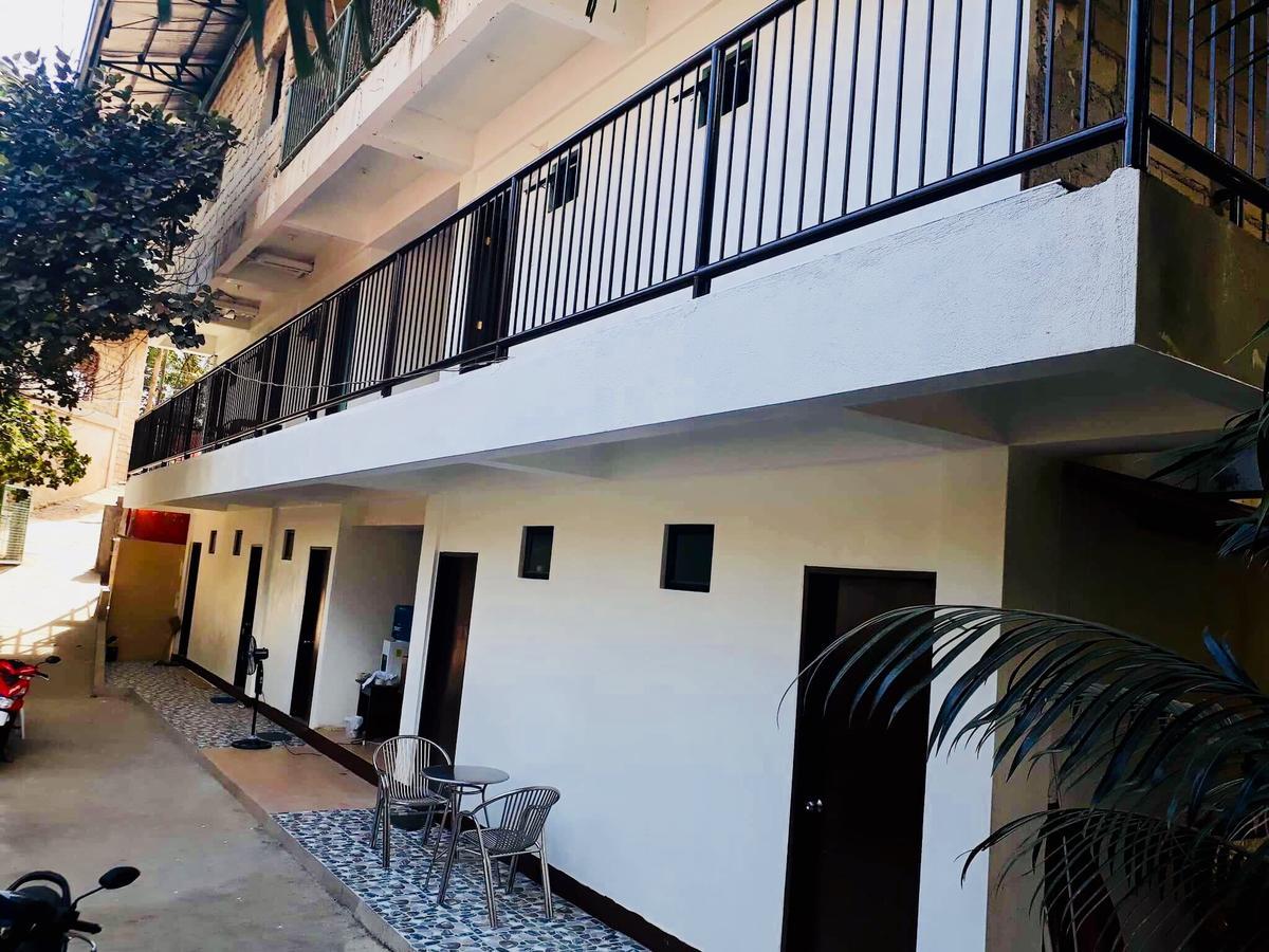 Ahras Place Корон Екстериор снимка