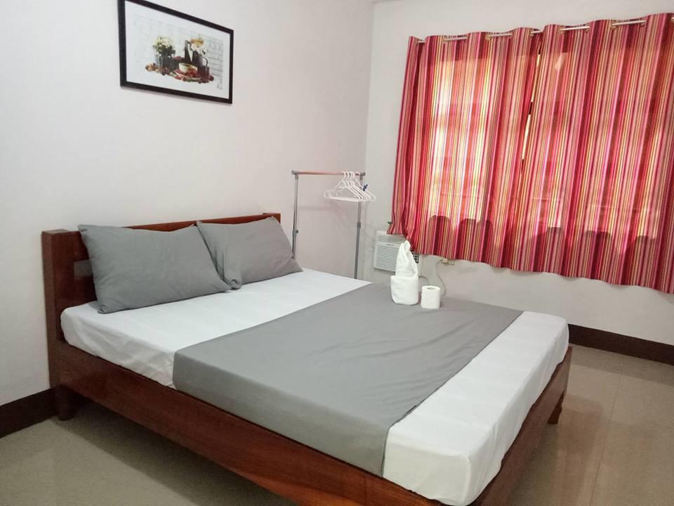 Ahras Place Корон Екстериор снимка