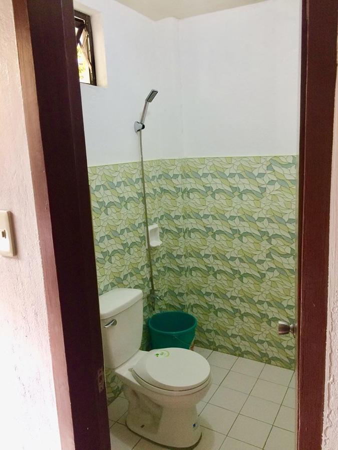 Ahras Place Корон Екстериор снимка