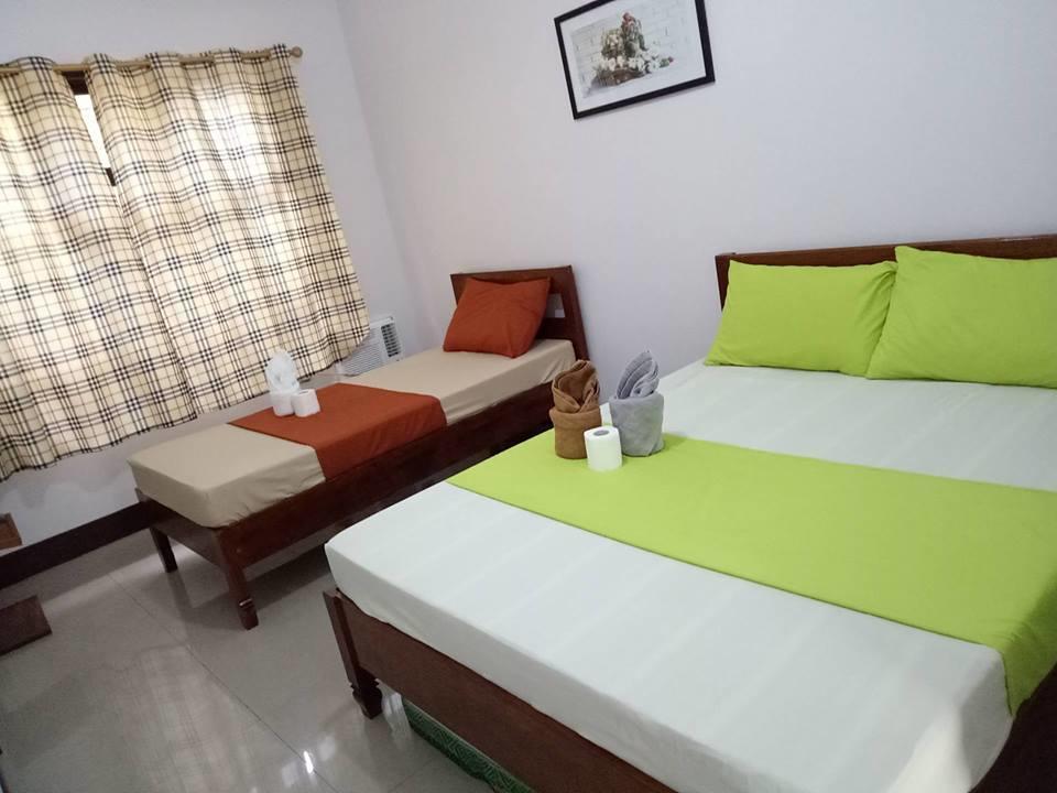 Ahras Place Корон Екстериор снимка